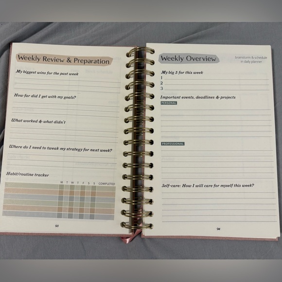 ADHD Planner - Pink and Gold - Picture 4 of 6
